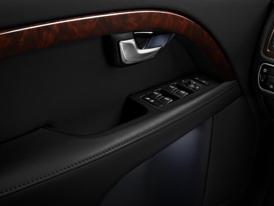  Volvo S80 2014 года  (фото 10 из 12)